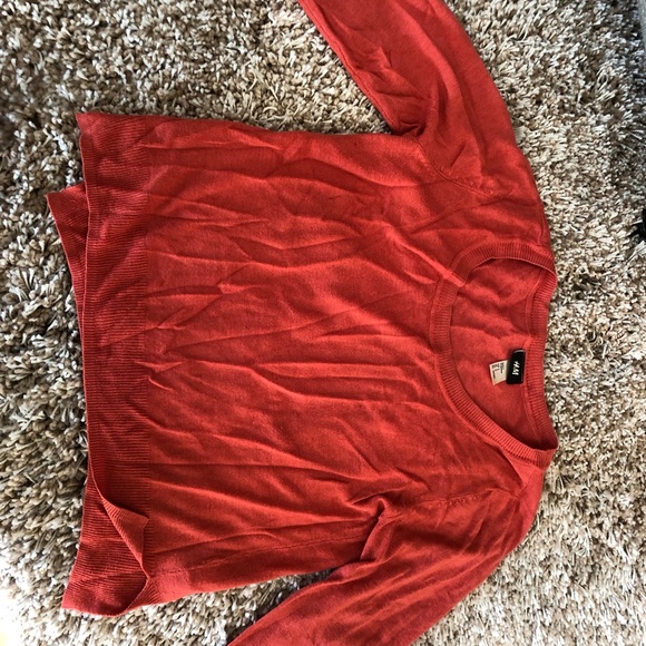 H&M orange crop sweater - Picture 4 of 4